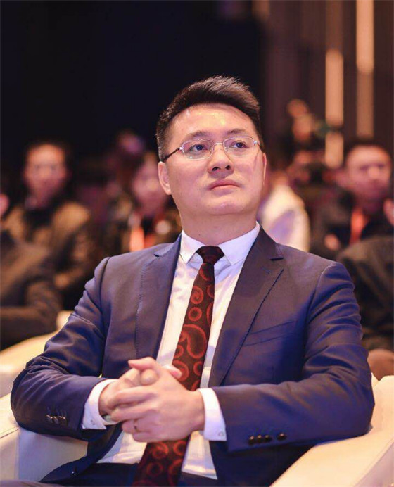 DƬ2.jpg