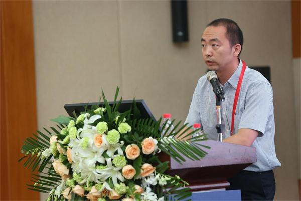 DƬ9.jpg