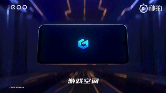 DƬ