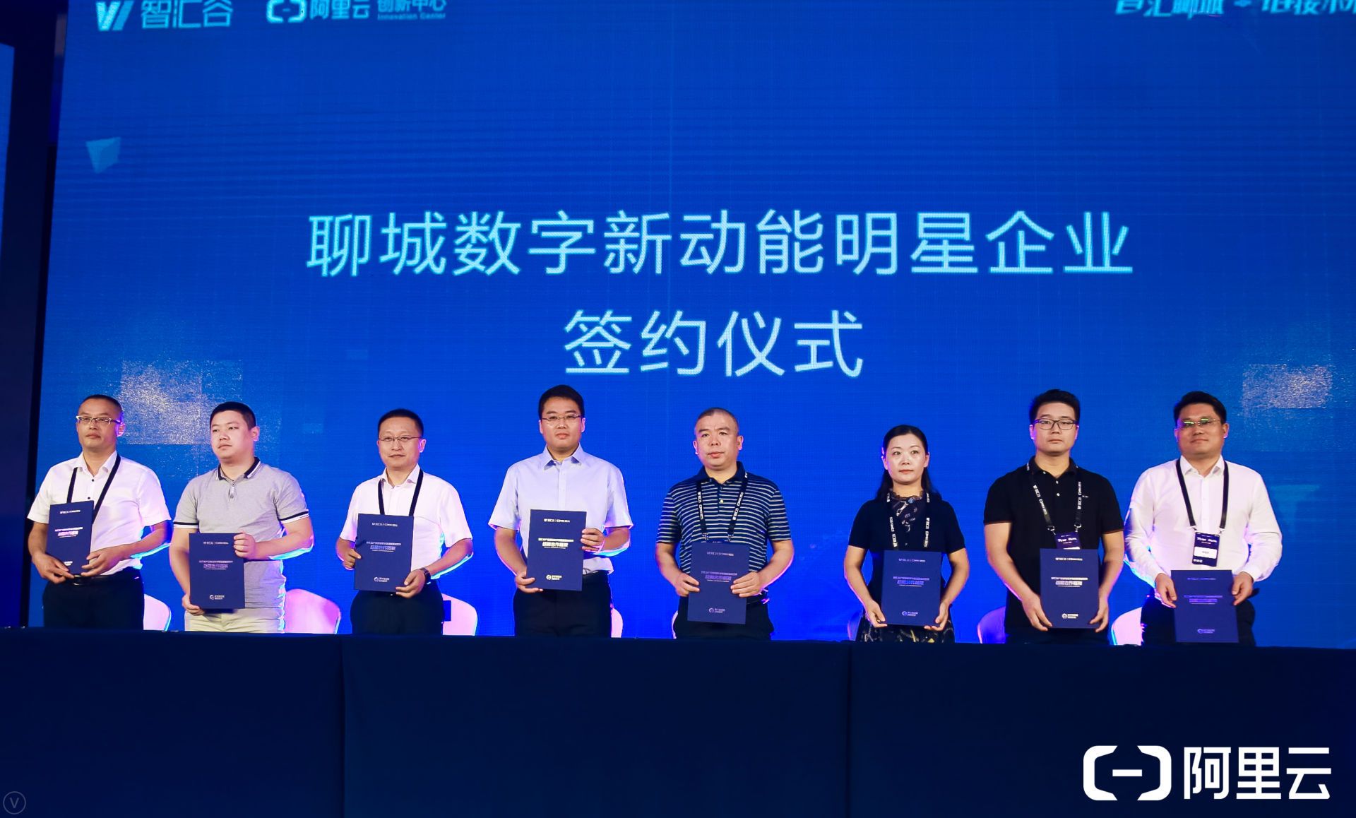 vbox7105_B44A9622_092619_small.JPG